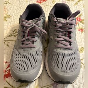 New Balance Running Shoes